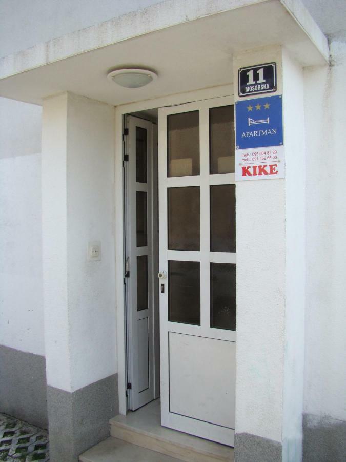 KIKE red Lejlighed Kaštela Eksteriør billede